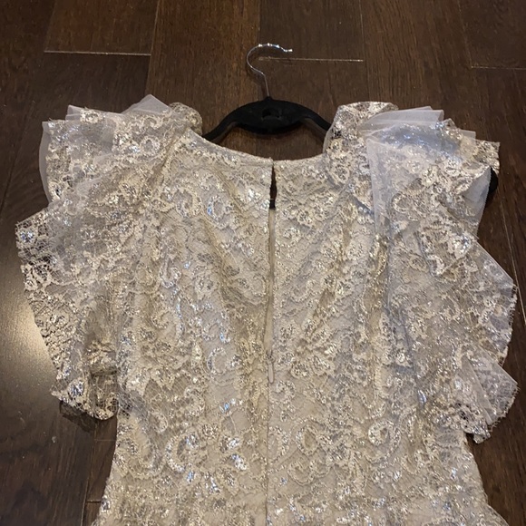 BCBG lace dress size 0 - Picture 5 of 6